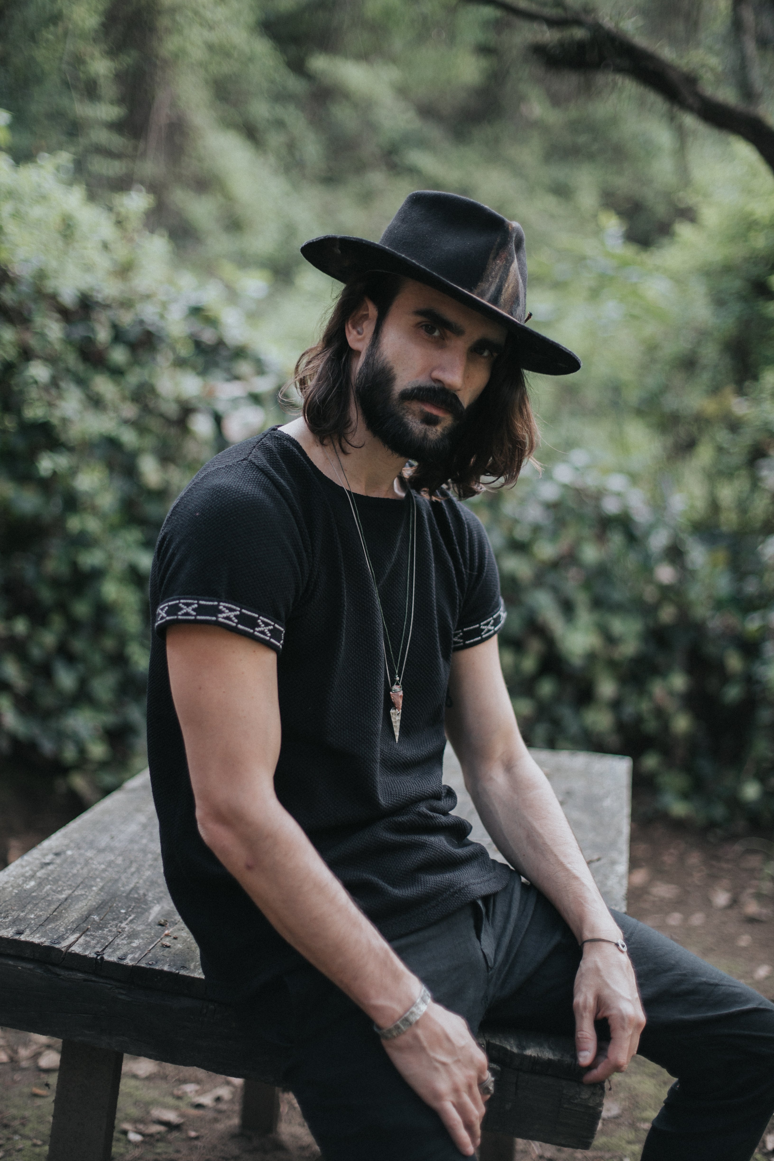 Silence Black Light-Knit Shirt - Espiritu