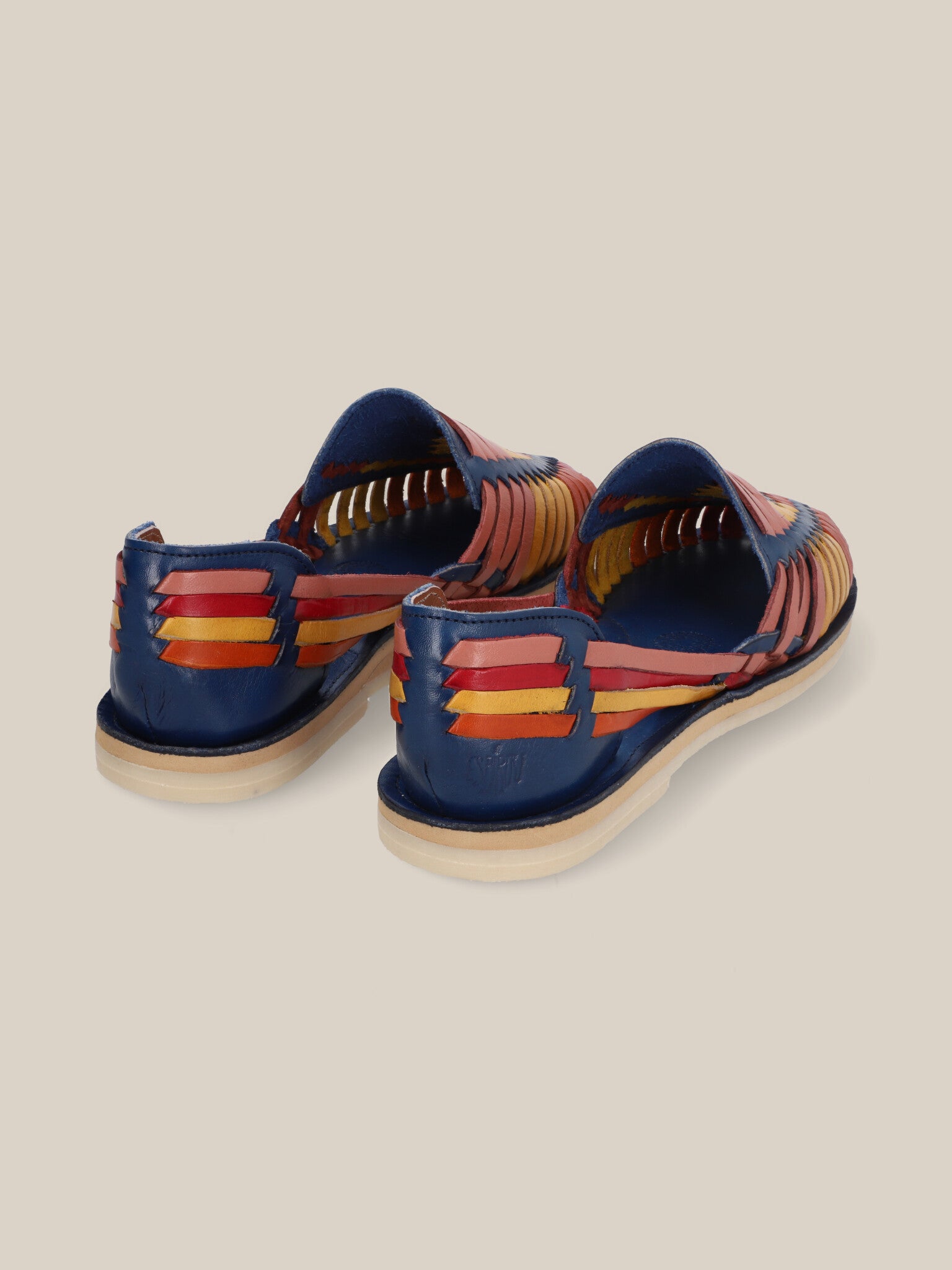 Apache Classics – Women - US - Espiritu