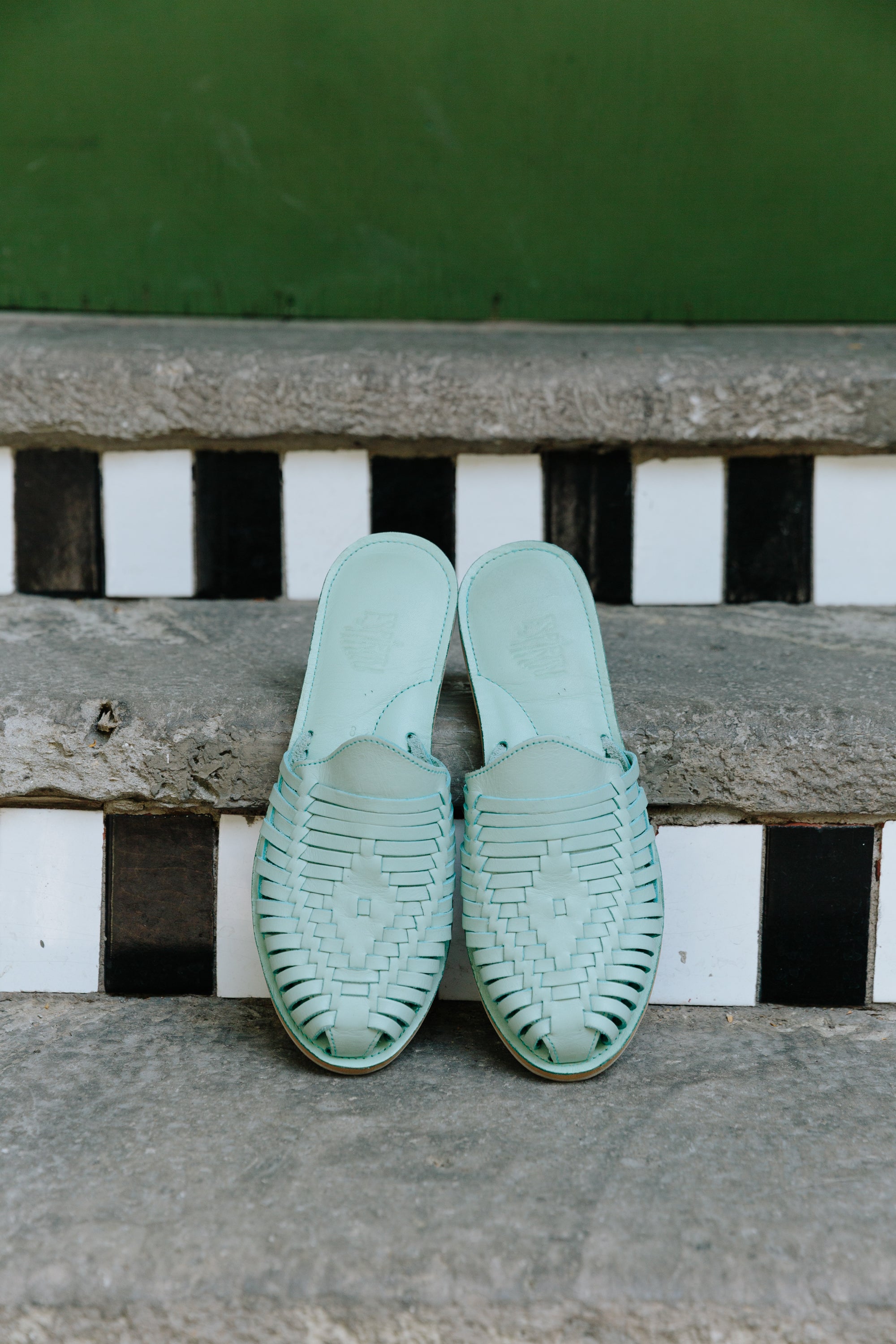 WELCOME TO ESPIRITU! The finest handwoven huarache sandals – Espiritu